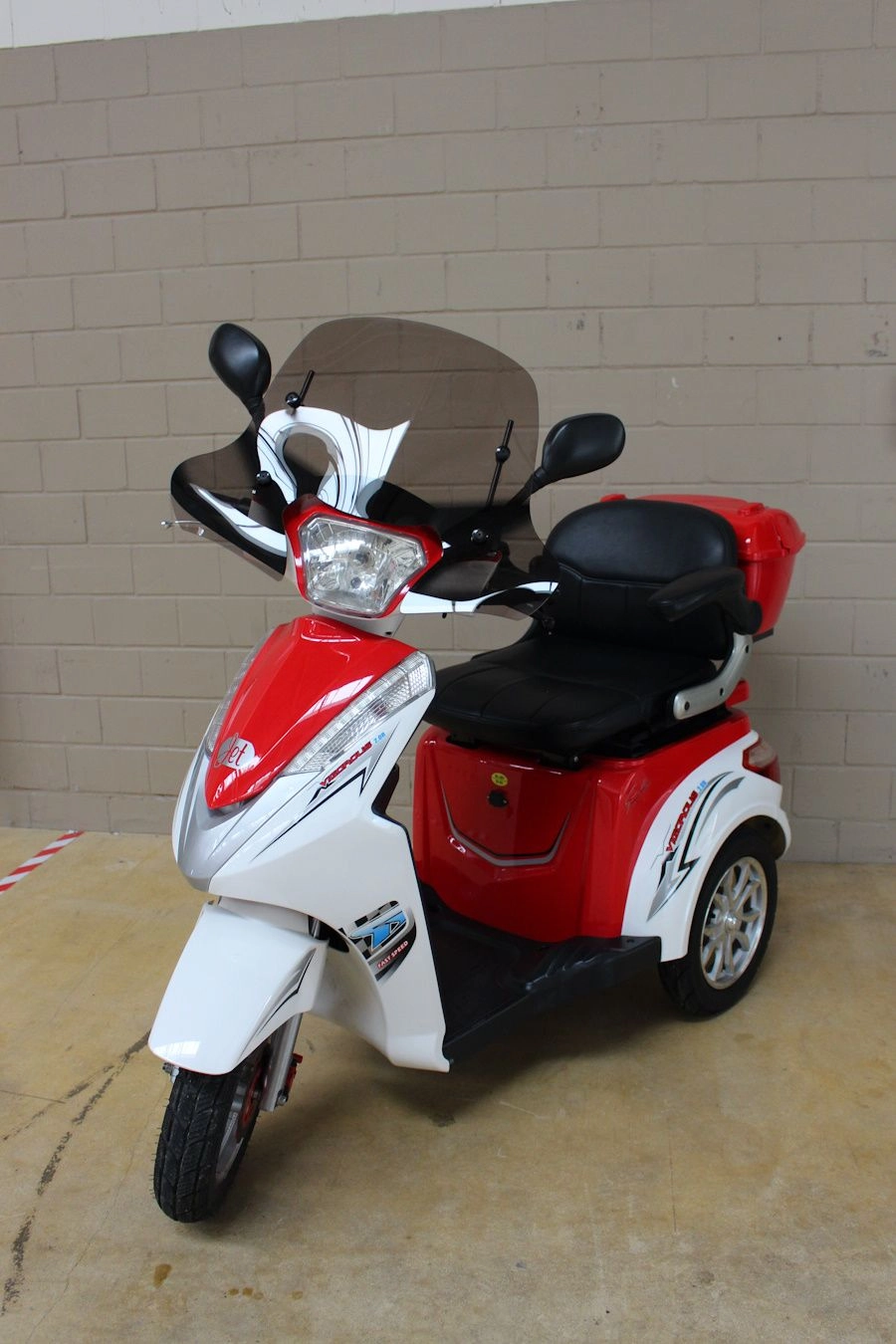 Fahrzeug-Nr. 8 / Jet 301 Rot-Weiss