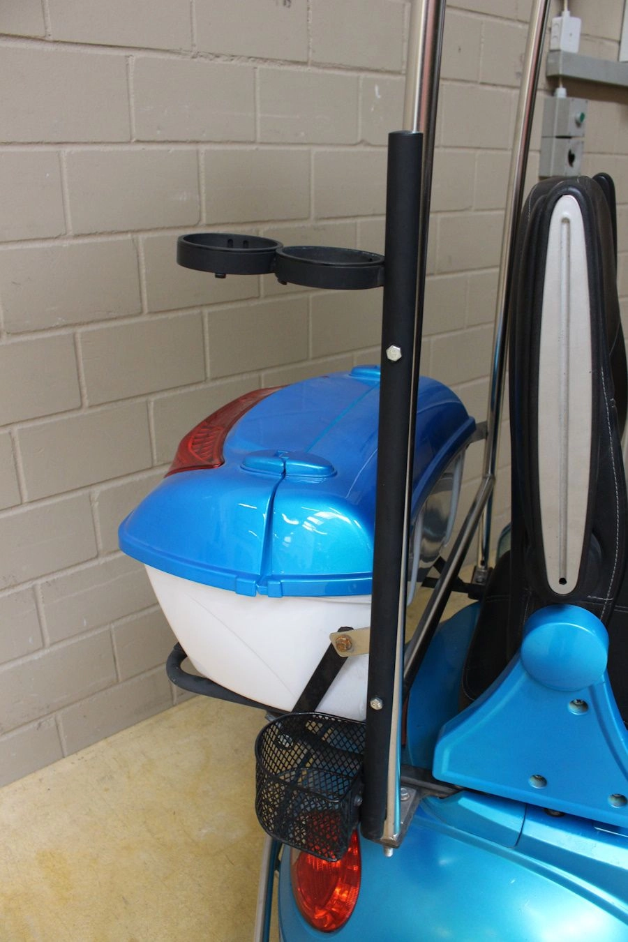 Fahrzeug-Nr. 57 / Jet 304D Stahlblau